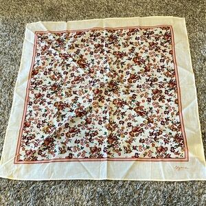 Sezane Gaston 100% Cotton Floral Print Square Scarf New never been used